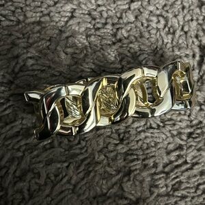 Stretchy bangle